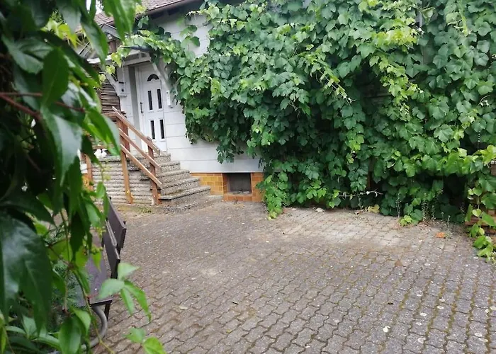 Unterkunft Waigolshausen * Waigolshausen